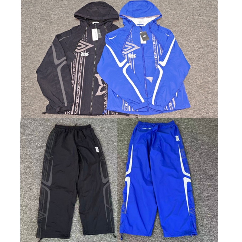 Vintage Windbreaker Nylon - Veste coupe-vent à capuche rayée bleue