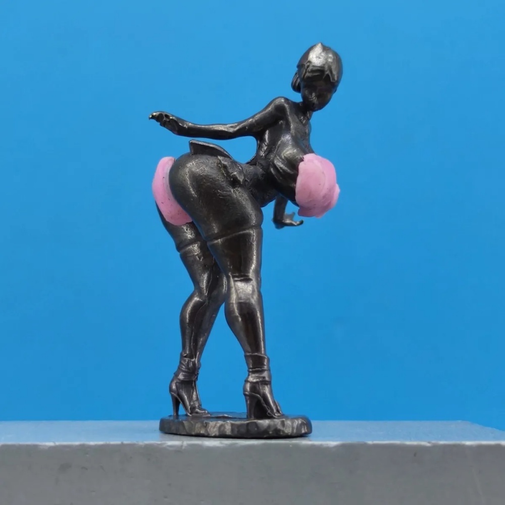 Vintage Fashion Ornaments - Mini figurine vintage en laiton oxydé